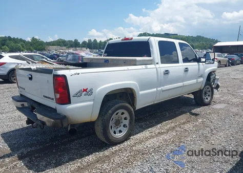 2005 Chevrolet Silverado 2500Hd Lt z USA, uszkodzony, nr VIN 1GCHK23285F967353